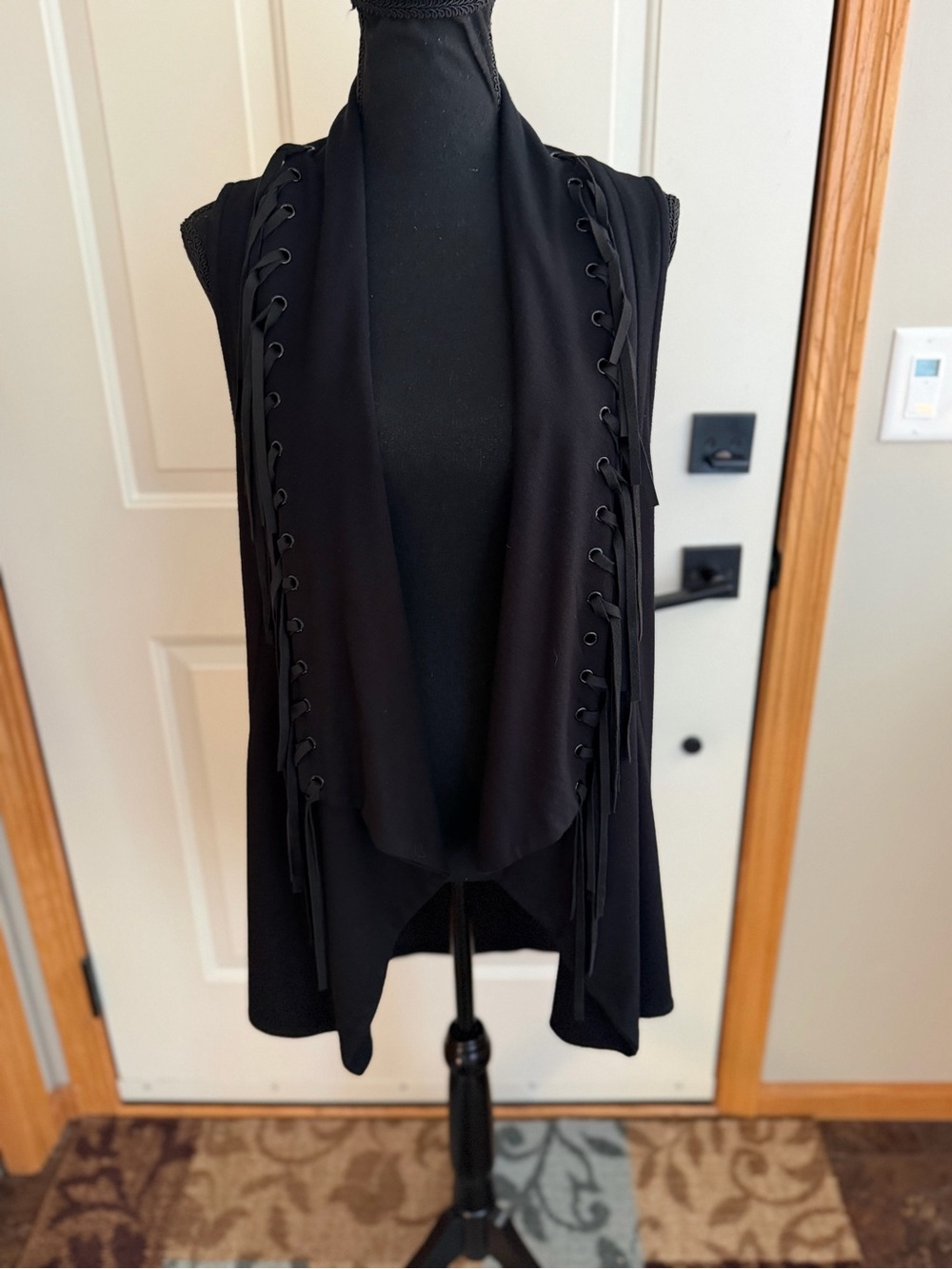 Women’s black open front drape sleeveless grommet & fringe whimsygoth vest Small